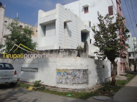 3) Old House with Plot for SAle in Balaji Colony, Tirupati.JPG